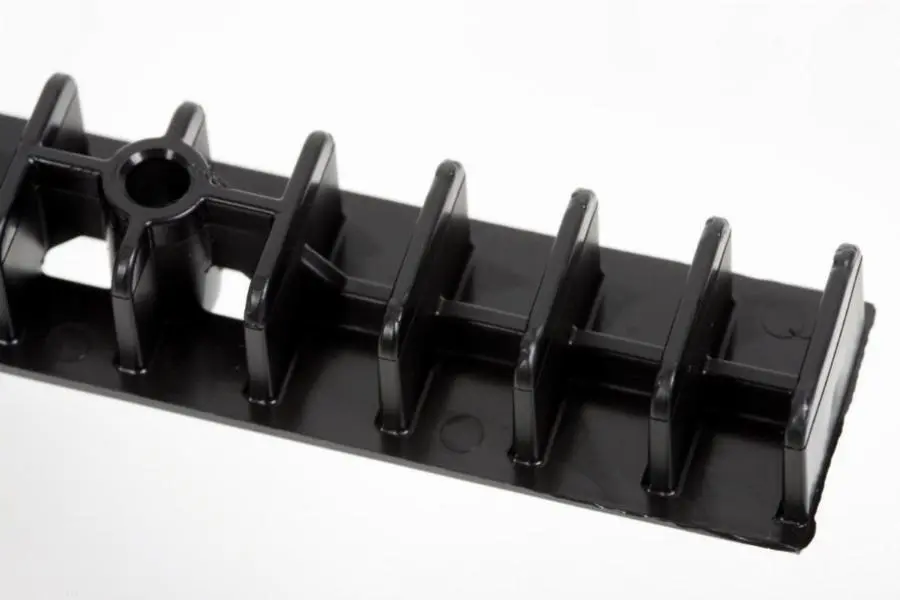 Liteau de ventilation H14 Noir UBBINK pour ardoise - 200417