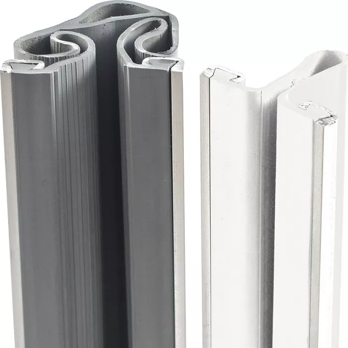 Profilé protège-doigts usage extérieur Outdoor ELTON à visser - Gris caoutchouc L.2 m - 4903100 Profilé protège-doigts usage extérieur Outdoor ELTON à visser - Gris caoutchouc L.2 m - 4903100